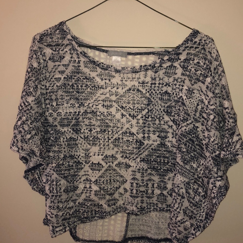 Preloved crop top.